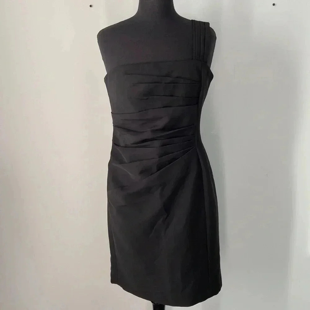 Sandra Angelozzi | One Shoulder  Dress